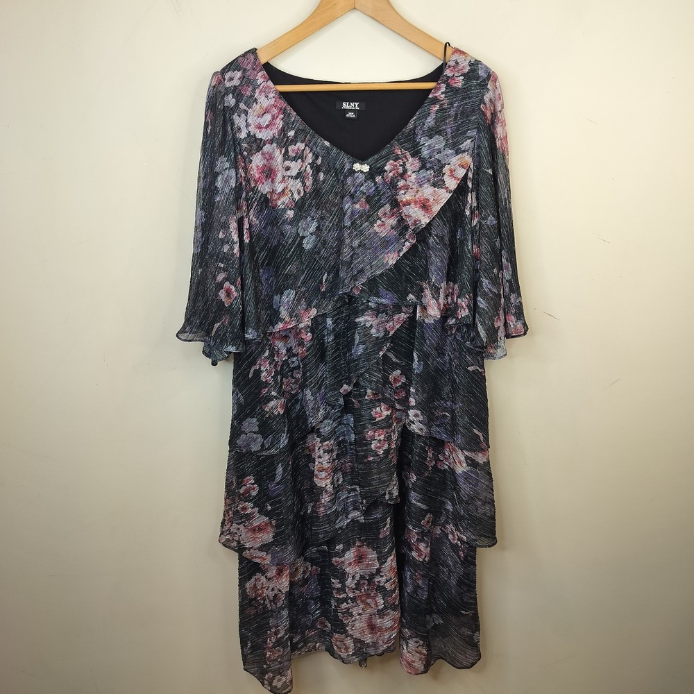 SLNY Tiered Cocktail Dress Womens 18W Floral Metallic Tiered Flutter Sleeve